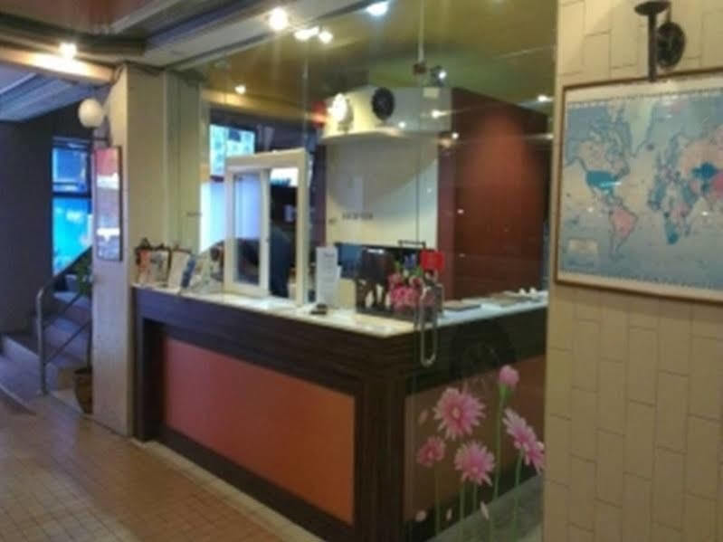 Cherry Hotel Pattaya Bagian luar foto